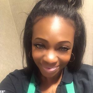 Meet your Posher, Jasmine